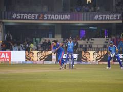 
      
      Bowlers defend 82 to hand Delhi Superheros first win vs Mumbai
      
      
