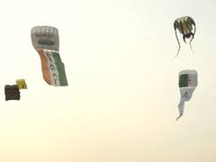 
      
      Hyderabad hosts global kite and sweet festival with participants
      
      