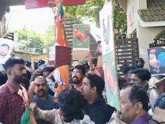 
      
      Yuva Morcha, DYFI hold protests against MLA Rahul Mamkootathil
      
      