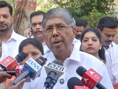 
      
      Maharashtra Cabinet Minister urged people to vote on civic polls
      
      