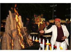 
      
      India Habitat Centre Celebrated Lohri with Folk Music, Festive Fl
      
      