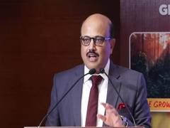 
      
      'Expecting India's exports to touch USD 850 billion'
      
      