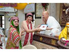 
      
      Unique organisation of Guru Murti Pratishtha and Maha Pujan
      
      