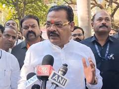 
      
      Maharashtra Minister accuses police of dispute at counting center
      
      