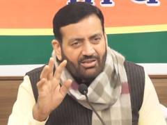 
      
      Haryana CM slams AAP for 'betraying' farmers
      
      