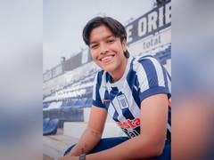 
      
      Indian footballer Manisha Kalyan signs with Peru's Alianza Lima
      
      