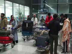 
      
      Flights delayed in Delhi, AQI in ‘very poor’ category
      
      
