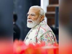 
      
      PM Modi pays tribute to AIADMK's founder MGR
      
      