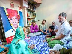 
      
      Indore water contamination: Victims say Rahul assured support
      
      