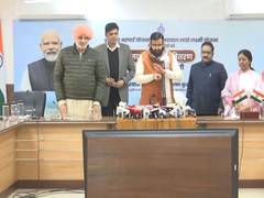 
      
      Haryana CM Nayab Singh Saini transfers Rs 181 Crore to women bene
      
      