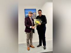 
      
      Devendra Fadnavis set to promote Maharashtra at Davos
      
      