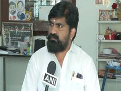 
      
      Raghul Gandhi demands ban on caste, religious flags
      
      