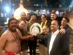 
      
      MP: Devotee offers silver crown weighing 2.35 kg to Baba Mahakal
      
      