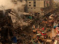 
      
      Pakistan: 26 people dead, 81 still missing in Karachi’s Gul Plaza
      
      