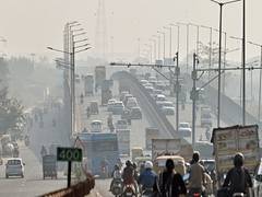 
      
      Delhi government to contruct six lane elevated road
      
      