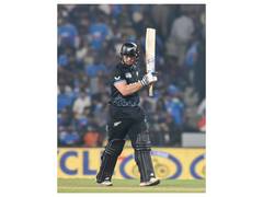 
      
      Phillips becomes 4th NZ batter to touch 2,000 run mark in T20Is
      
      