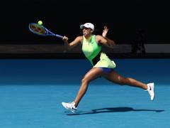 
      
      Australian Open: Defending champ Keys, Swiatek advance to round 3
      
      