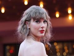 
      
      Taylor Swift inducted into 'Songwriters Hall of Fame' 
      
      