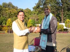 
      
      Singer Jubin Nautiyal meets Uttarakhand CM Pushkar Singh Dhami
      
      