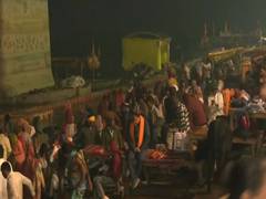 
      
      Devotees take holy dip at Saryu Ghat amid the chilly weather
      
      