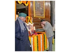 
      
      Kiren Rijiju pays floral tributes to Netaji Subhas Chandra Bose
      
      