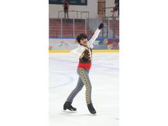 
      
      Aarush Tiwari and Hiya Adlakha: Story of two figure skaters
      
      
