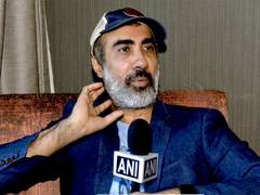 
      
      Ranvir Shorey reacts to AR Rahman’s Bollywood remark
      
      