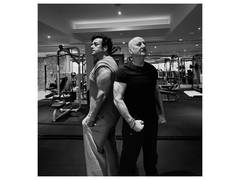 
      
      Anupam Kher's latest gym session proves age is just a number...
      
      