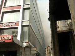 
      
      Telangana: Fire breaks out  in Hyderabad's Nampally, six feared t
      
      