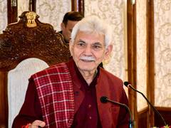
      
      LG Manoj Sinha on Padma Awardees Brij Lal Bhat and Shafi Shauq
      
      