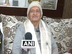 
      
      Bhagat Singh Koshyari dedicates Padma Bhushan to RSS
      
      