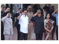 
      
      TN Governor RN Ravi unfurls National Flag in Chennai
      
      