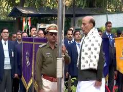 
      
      R-Day: Defence Minister Rajnath Singh unfurls national flag
      
      