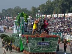 
      
      Tamil Nadu’s tableau “Mantra of Prosperity: Self-Reliant India
