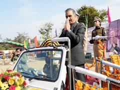 
      
      R-Day celebrated amid snow in Shimla
      
      