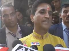 
      
      Kumar Vishwas criticises Udayanidhi Stalin
      
      