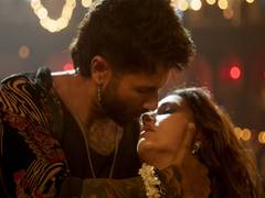 
      
      Shahid Kapoor, Disha Patani light up 'Aashiqon Ki Colony' song
      
      