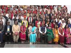 
      
      President meets R-day parade participants at Rashtrapati Bhavan
      
      