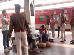
      
      Odisha: Railway Police apprehend two men for transporting ganja
      
      