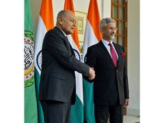 
      
      EAM Jaishankar meets Arab League Secretary General Gheit
      
      