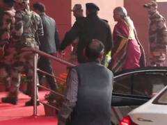 
      
      Nirmala Sitharaman arrives at Kartavya Bhawan ahead of Union Budget
      
      
