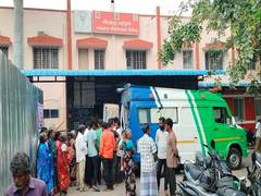 
      
      3 students killed as car collides with tourist bus near Tittakudi
      
      
