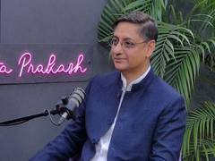
      
      Duniya jhukti hai, jhukaney wala chahiye: Sanyal
      
      