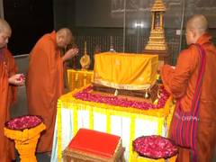 
      
      Sacred devnimori relics of Lord Buddha reaches Delhi ahead of pub
      
      