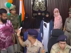
      
      Moradabad police arrests members of 'honey trap' gang
      
      
