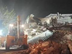 
      
      Husband-wife labour duo die at construction site in Pune
      
      
