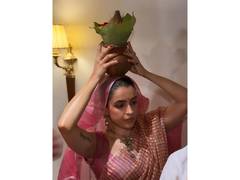 
      
      Sanya Malhotra performs griha pravesh puja at her new home 
      
      