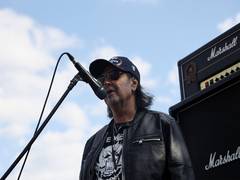 
      
      Motorhead guitarist Phil Campbell passes away at 64
      
      