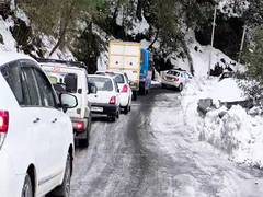 
      
      Himachal: Kufri hill resort sees sudden rain, hailstorm
      
      