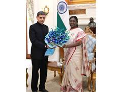 
      
      West Bengal Governor RN Ravi calls on President Murmu
      
      